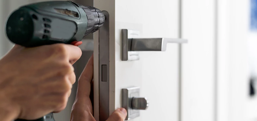 Locksmith For Lock Replacement Near Me in Mount Prospect, IL