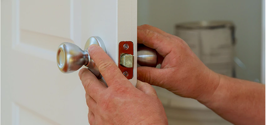 AAA Locksmiths For lock Replacement in Mount Prospect, Illinois