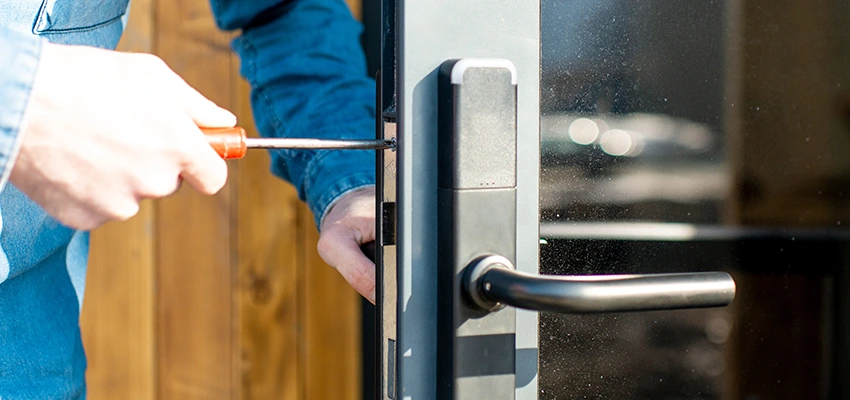 Aluminium Door Lock Replacement in Mount Prospect, Illinois