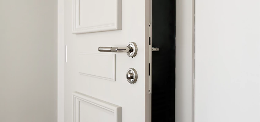 Folding Bathroom Door With Lock Solutions in Mount Prospect, IL